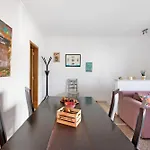 Casa Da Saudade No Centro De *